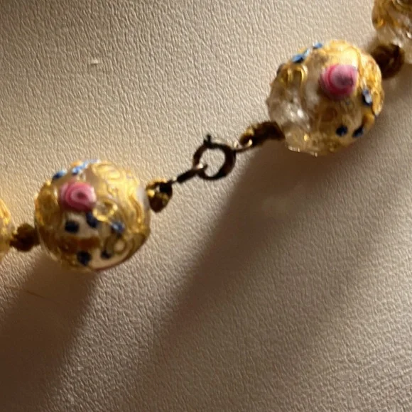 Venetian Glass Pendant Necklace - Picture 5 of 7